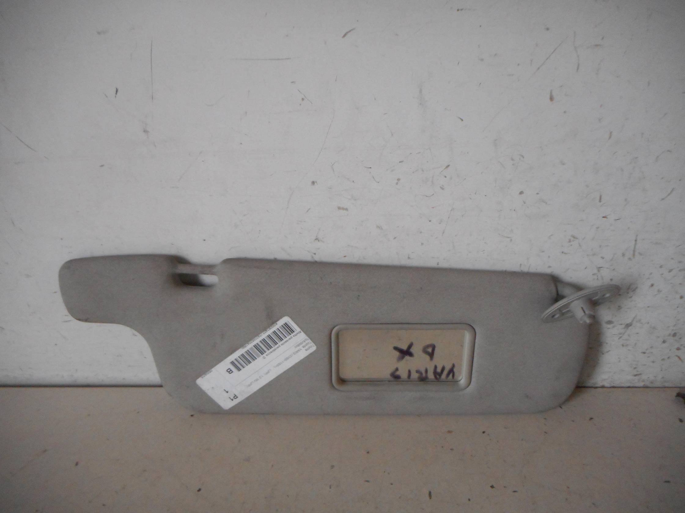 Aletta parasole parabrezza dx.